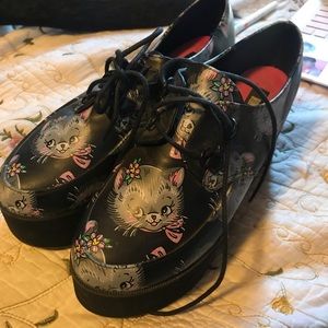 Iron fist platform creepers